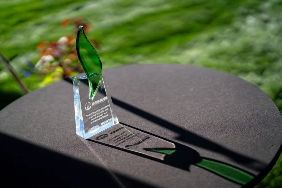 award for Jeff Hermann presented by Hunter Truck