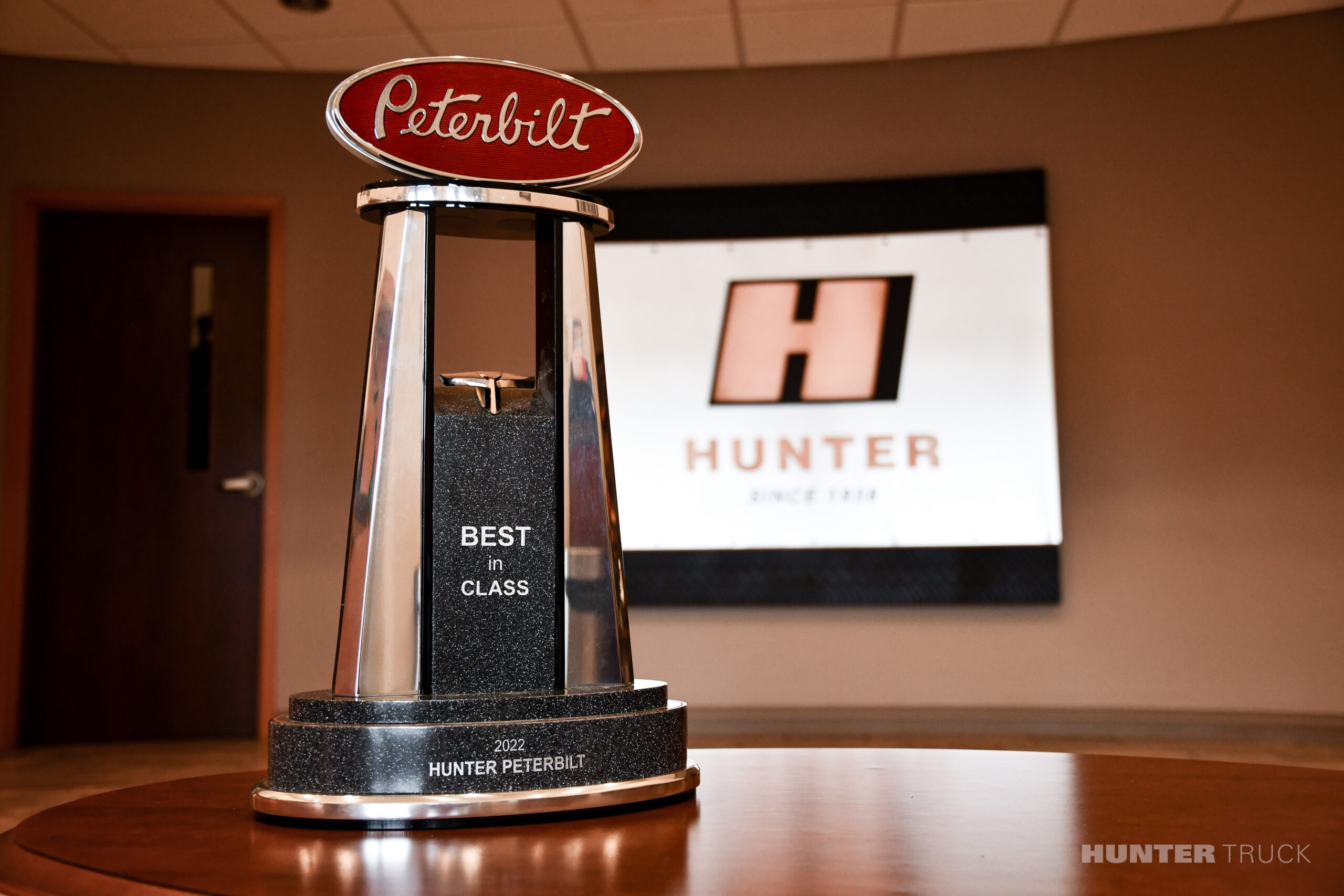 Hunter Peterbilt awarded the 2022 Best in Class award from Peterbilt Motor's Company