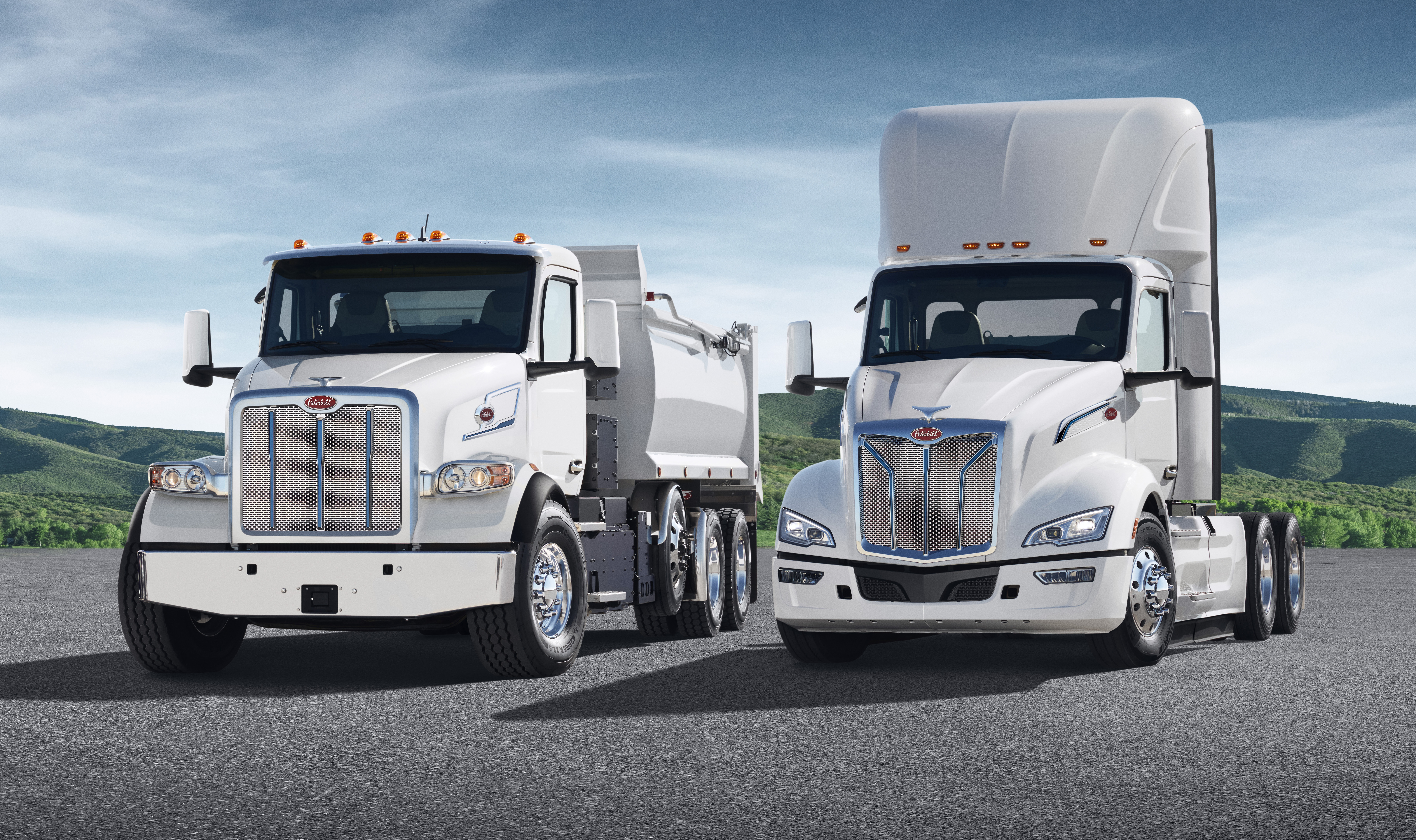 567EV and 579EV 