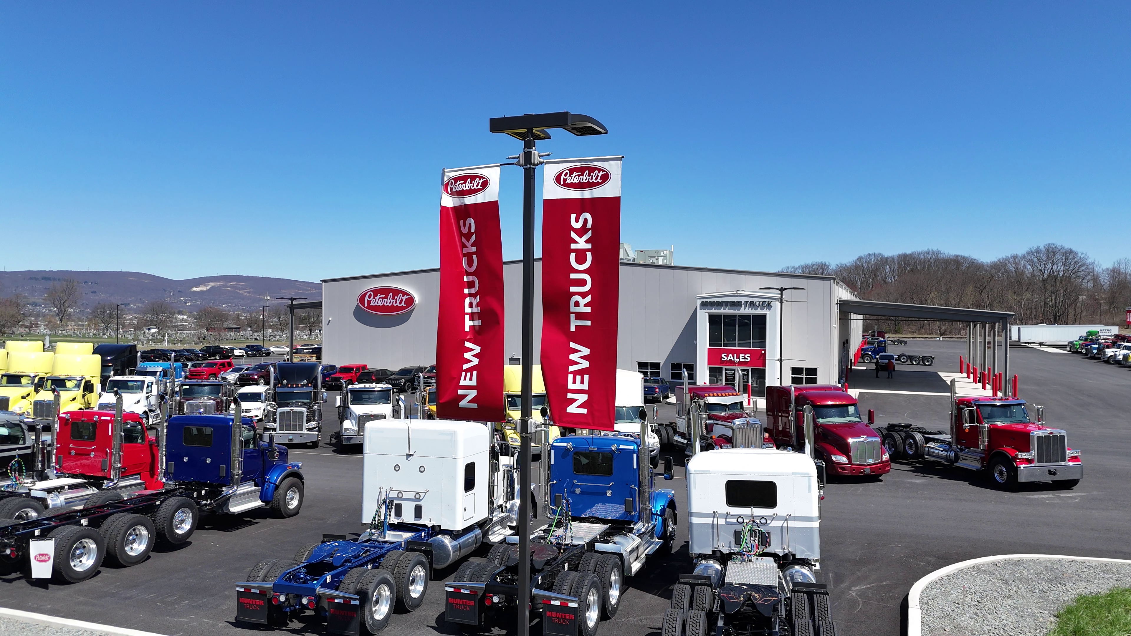 New Peterbilt Trucks at Hunter TRuckscranton
